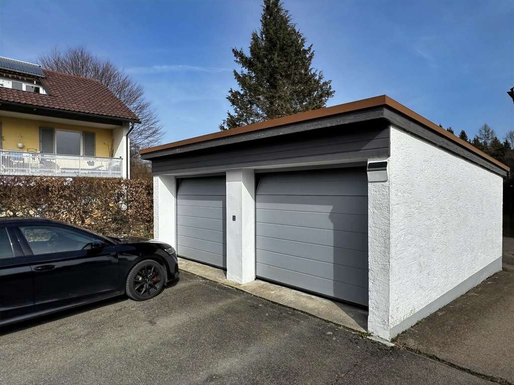 Immobilie in Isny im Allgäu - Modernisiertes und gepflegtes Dreifamilienhaus mit perfekter EG Wohnung für Eigennutzer in Isny i.A. - Bild 3