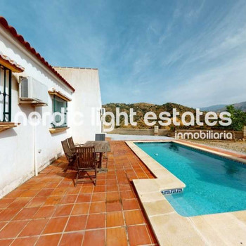 Immobilien zum Verkauf in Cómpeta