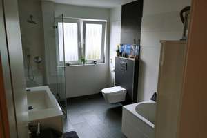 Moderne 2-Zimmer Wohnung mit Balkon in Köln Rath/Heumar – Die vollständige Adresse der Immobilie erhältst du vom Anbieter., 51107 Rath/Heumar, Köln – Vorschaubild 2