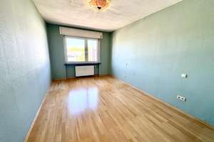 Wohnung in zentrumsnaher Lage mit Balkon, Garage und Mansardenzimmer – Einziehen und wohlfühlen – Die vollständige Adresse der Immobilie erhältst du vom Anbieter., 56073 Rauental, Koblenz – Vorschaubild 9