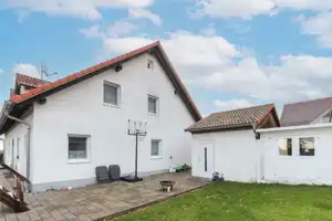 Moderne DHH mit eigenem Garten in Ortsrandlage von Velden! – Landshut (Kreis) – Vorschaubild 24