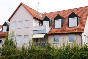 2-Zimmer-Wohnung mit Balkon und TG-Stellplatz in Fürth Dambach