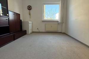 Helle 3-Zimmer-Wohnung mit Balkon & Garage in Erlangen (möbliert, sofort frei) – Geschwister-Scholl-Str. 6, 91058 Schönfeld, Erlangen – Vorschaubild 9