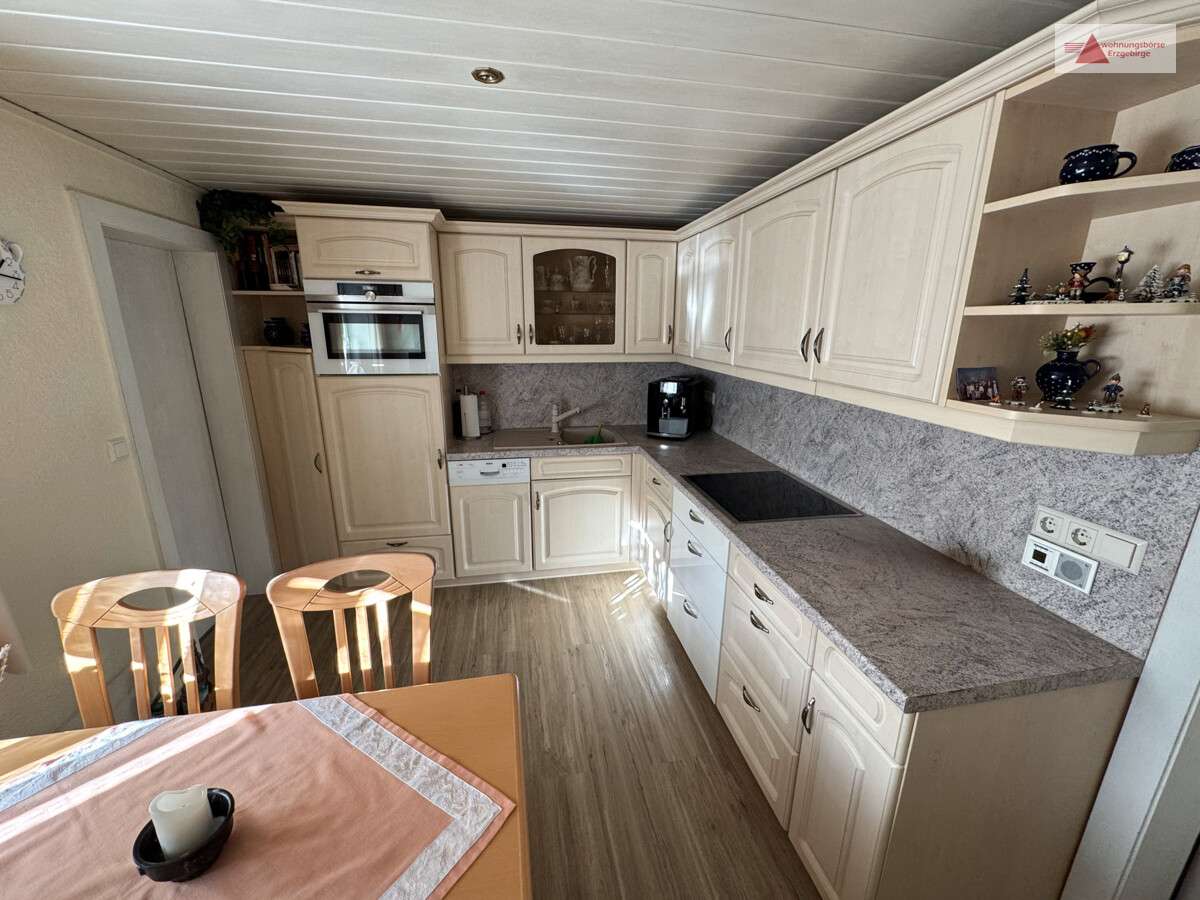 Immobilie in Grünhain-Beierfeld - Ihr neues Zuhause mit Panoramablick – großzügige Doppelhaushälfte in Beierfeld - Bild 8