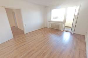 Zentral Wohnen - 86m² - 3 Zimmer, Küche, Balkon, Aufzug – Die vollständige Adresse der Immobilie erhältst du vom Anbieter., 40210 Stadtmitte, Düsseldorf – Vorschaubild 6