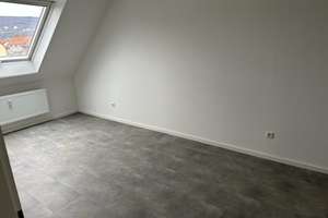 Gepflegte Dachgeschosseinheit als nachhaltige Kapitalanlage – Die vollständige Adresse der Immobilie erhältst du vom Anbieter., 69124 Kirchheim, Heidelberg – Vorschaubild 6