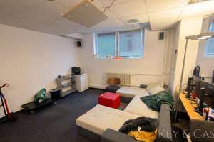 Property thumbnail 10