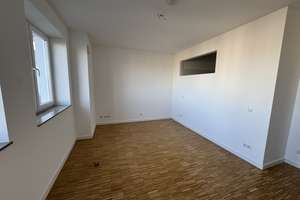 3-Zimmer-Penthousewohnung mit Dachterrasse, Loggia und Elbblick! – Schönebecker Straße  125, 39104 Buckau, Magdeburg – Vorschaubild 6