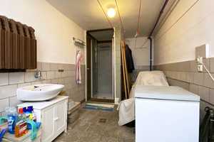 Charmantes Reihenhaus in ruhiger Lage mit moderner Pelletheizung, Garage, Carport & Wintergarten – Vogtlandkreis – Vorschaubild 13