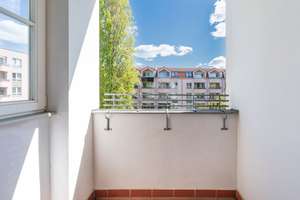 Wunderschöne * 2 Zimmer Wohnung * Bad mit Fenster* Loggia zum Innenhof – Lincolnstraße 7, 10315 Friedrichsfelde, Berlin – Vorschaubild 5