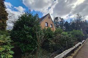 Idyllisches Familienglück im eigenen Zuhause – Die vollständige Adresse der Immobilie erhältst du vom Anbieter., 25712 Burg (Dithmarschen) – Vorschaubild 2