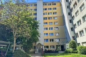 Kernsanierte 3 Zimmer EG Wohnung mit Terrasse in München Perlach – Strehleranger 11, 81735 Neuperlach, München – Vorschaubild 3