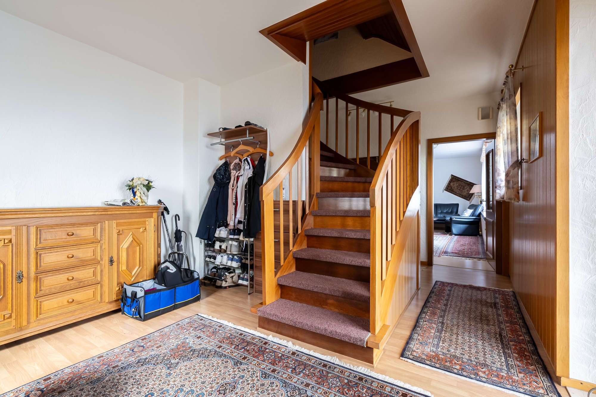 Immobilie in Achim - Bremen: Zweifamilienhaus mit Potenzial – Vermietete Wohnung & frei zur Selbstnutzung! Obj.8692 - Bild 4