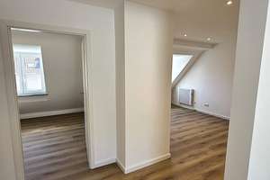 Kessenich , 2 Zimmer + große Küche !  Komplett saniert und bezugsbereit ! – Karthäuserplatz 13-15, 53129 Kessenich, Bonn – Vorschaubild 8