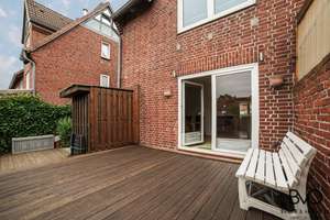 Wohnkomfort im Doppelpack: Kamin, Garten und Freiheit zum Einzug. – Die vollständige Adresse der Immobilie erhältst du vom Anbieter., 24147 Elmschenhagen, Kiel – Vorschaubild 23