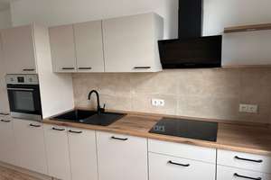 Frisch renovierte 3-Raum-Wohnung mit großzügiger Raumaufteilung und neuer Einbauküche! – 39112 Sudenburg, Magdeburg – Vorschaubild 3