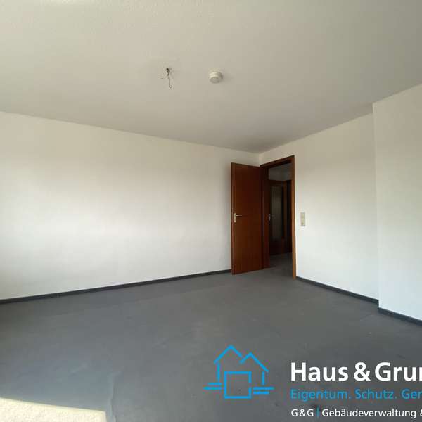 *** 3-Zimmer-Wohnung - sehr gepflegtes Mehrfamilienhaus - Gartennutzung mit Grill - Waldnähe ***