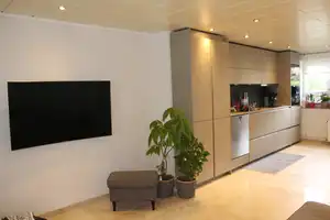 Modernisiertes Reihenhaus mit Küche und Wintergarten – Elmschenhagen, Kiel, 24147 Kiel – Vorschaubild 11