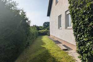 **RESERVIERT**Einfamilienhaus mit ausbaufähigem Dachgeschoss in ruhiger Stadtlage – Kirchberger Straße 11, 84359 Rottal-Inn (Kreis) – Vorschaubild 5
