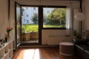 Exklusive 2,5-Zi.-Wohnung mit 3 Außenbereichen & TG – möbliert, zentral & ruhig – Leuschnerstr. 11, 70174 Neue Vorstadt, Stuttgart – Vorschaubild 1