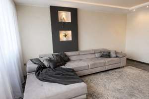 Lichtdurchflutete 3,5-Zimmer-Wohnung mit zwei Balkonen, Aufzug und Grünblick in Bochum-Steinkuhl – Markstraße 97, 44801 Querenburg, Bochum – Vorschaubild 5