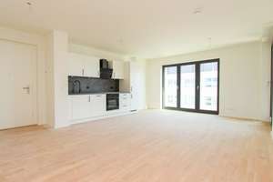 Helle 3-Zimmer-Wohnung mit Balkon und Loggia – Margarete-Vollmar-Str. 2, 81248 Freiham, München – Vorschaubild 2