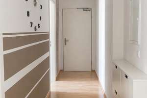 Außergewöhnliche 2-Zimmer-Wohnung mit Balkon und Aufzug in Augsburg