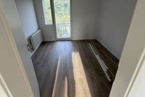 Wohnen mit Charakter: 3-Zimmer-Wohnung in Duisburg-Untermeiderich