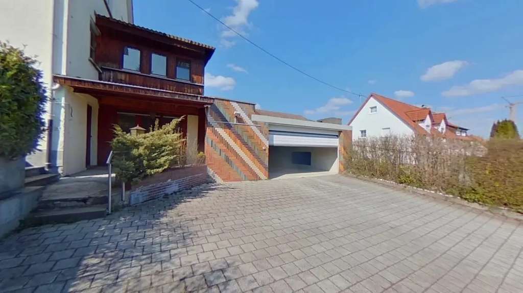 Immobilie in Blaustein - Ein-/Zweifamilienhaus mit Garage in Blaustein, 6 Zimmer, 148 m² Wfl. - Bild 3