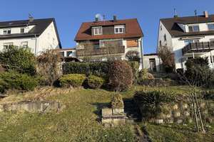 Großzügiges Einfamilienhaus in Erbach mit Einliegerwohnung in Hanglage – viel Platz & Potenzial – Die vollständige Adresse der Immobilie erhältst du vom Anbieter., 89155 Erbach – Vorschaubild 3
