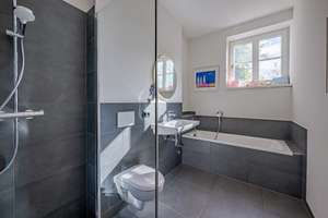 Moderne Architektur trifft ruhiges Wohnambiente – Die vollständige Adresse der Immobilie erhältst du vom Anbieter., 22607 Groß Flottbek, Hamburg – Vorschaubild 10