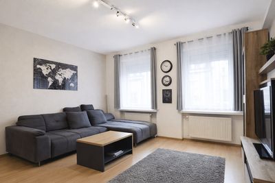 RESERVIERT! Vollständig leerstehendes Mehrfamilienhaus mit 3 Einheiten und Entwicklungspotenzial