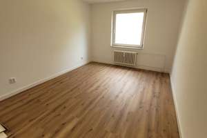 Renovierte 2 Zimmer-Wohnung in Hamburg-Rahlstedt – Schwarzenbeker Ring 54, 22149 Rahlstedt, Hamburg – Vorschaubild 2