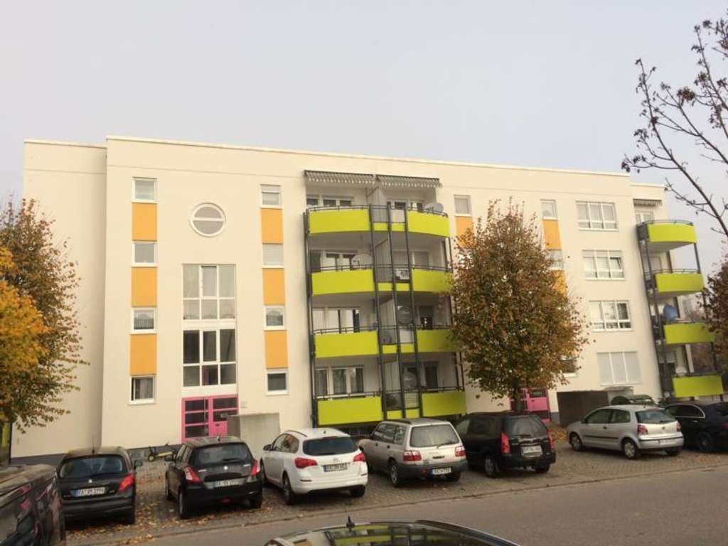 2-Zi.-Ergeschosswohnung mit Gartenanteil