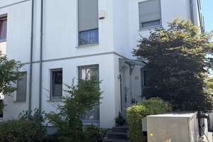 Familienfreundliche Doppelhaushälfte mit Blick ins Grüne, 7 Zimmer, PV-Anlage