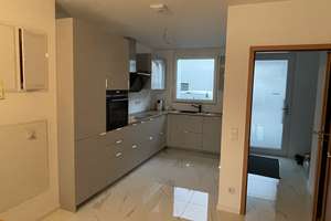 Neuwertiges 5-Zimmer Reihenmittelhaus in Fürth (Stadeln / Herboldshof / Mannhof) – Schuckertstraße 39, 90765 Stadeln, Herboldshof, Mannhof, Fürth – Vorschaubild 8
