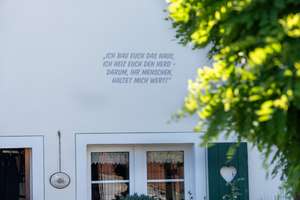 Idylle pur! Saniertes Einfamilienhaus mit historischem Flair und traumhaftem Garten – Die vollständige Adresse der Immobilie erhältst du vom Anbieter., 79787 Lauchringen – Vorschaubild 21