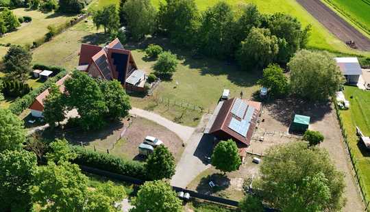 Bild von Wunderschönes Landhaus mit Stall für Pferdehaltung - Neuer Preis -