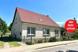HORN IMMOBILIEN ++ Eggesin, Haus mit großem Grundstück und zwei massiven Nebengebäuden – Die vollständige Adresse der Immobilie erhältst du vom Anbieter., 17367 Eggesin – Vorschaubild 1
