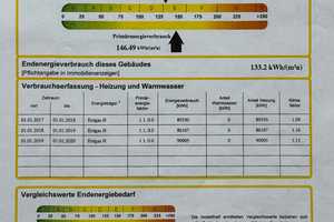 Freundliche 2-Zimmer-DG-Wohnung mit 4 kleinen Balkonen und EBK in Aachen – Trierer Straße 97, 52078 Aachen – Vorschaubild 7