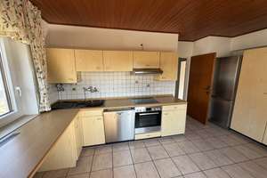 3 Familienhaus mit Garagen, Garten und Balkon sowie PV Anlage – Niederwaldstraße 17, 76532 Sandweier, Baden-Baden – Vorschaubild 11