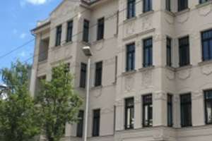 Leipzig Lindenau! Großzügige 2 Zimmerwohnung im  Dachgeschoss – Die vollständige Adresse der Immobilie erhältst du vom Anbieter., 4177 Lindenau, Leipzig – Vorschaubild 2