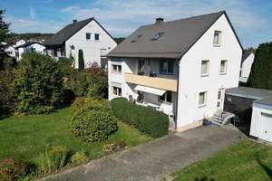 schönes Wohnhaus in bester Lage  – Die vollständige Adresse der Immobilie erhältst du vom Anbieter., 95119 Naila – Vorschaubild 4