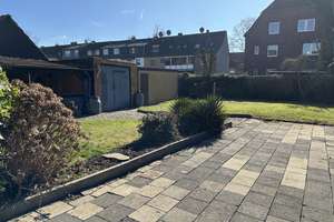 Geräumiges 10-Zimmer Reiheneckhaus in Duisburg-Aldenrade mit Garage – Die vollständige Adresse der Immobilie erhältst du vom Anbieter., 47179 Aldenrade, Duisburg – Vorschaubild 3