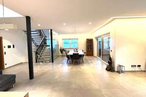 Exklusives Designhaus mit Weitblick - Luxus, Stil und Raumgefühl pur – Die vollständige Adresse der Immobilie erhältst du vom Anbieter., 83301 Traunreut – Vorschaubild 13