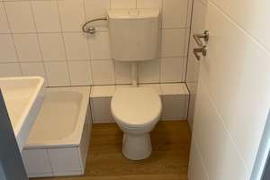 Schönes 2 Zimmer Appartement - Komplett renoviert ! – ZurWaldkampfbahn 9, 42327 Vohwinkel, Wuppertal – Vorschaubild 2