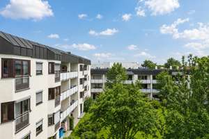 Ab sofort: Großzügige 3 Zimmer Wohnung mit 2 Balkonen