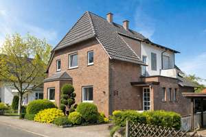 Altbau trifft Anbau – vielseitiges Wohnen in begehrter Lage von Lübbecke – Die vollständige Adresse der Immobilie erhältst du vom Anbieter., 32312 Lübbecke – Vorschaubild 2