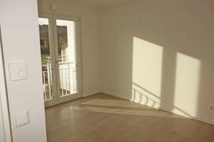Moderne hochwertige 3 ZW im 1. OG eines KFW-55 Hauses mit EBK, Balkon und TG-Stellplatz mit Wallbox – Die vollständige Adresse der Immobilie erhältst du vom Anbieter., 71229 Leonberg – Vorschaubild 10