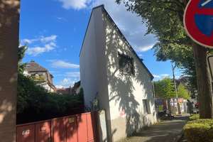 Wohnen mit Charakter: Mehrfamilienhaus in Frankfurt-Bonames – 60437 Bonames, Frankfurt am Main – Vorschaubild 3
